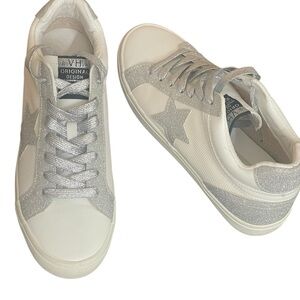 Vintage Havana Grande Slip-On Sneaker size 10